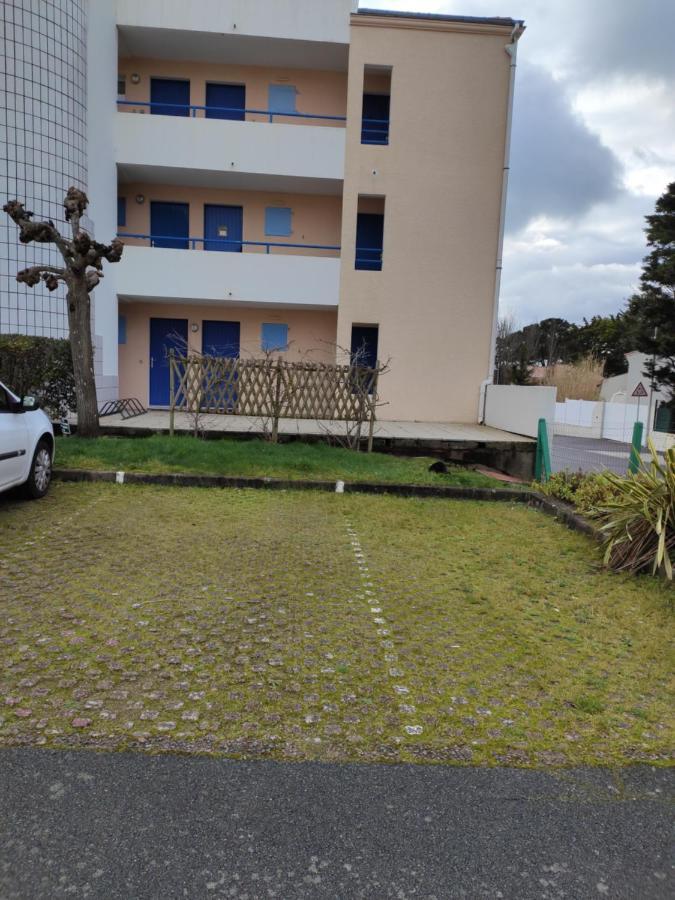 Logement Entier : Appartement En Residence เลส์ซาบล์-โดล็อนน์ ภายนอก รูปภาพ